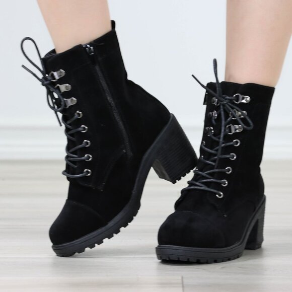 Womens Ankle Boots Lace Up Lug Sole Rubber Low Heel Black Faux Suede - Picture 10 of 12